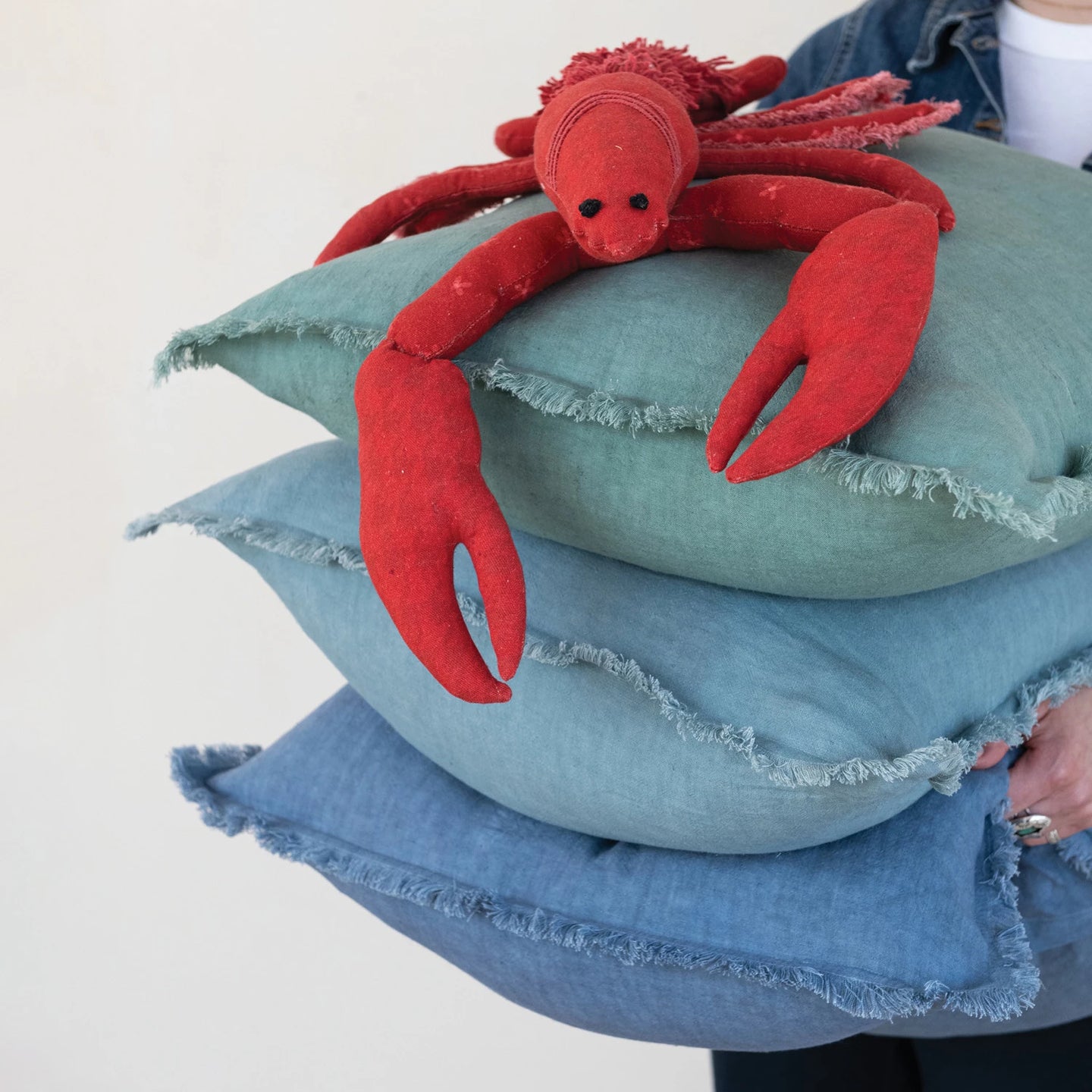 20" Stonewashed Linen Pillow w/ Fringe, 3 colors